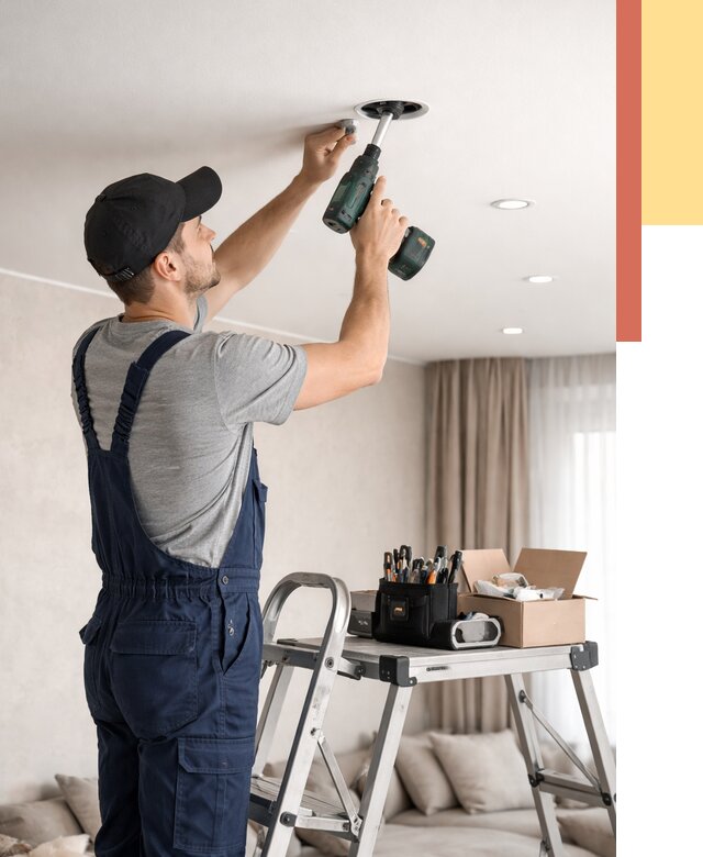 Установка и монтаж точечных светильников в натяжной потолок в Прокопьевске от 1861 руб. | ОТДЕЛОЧНИК-Прк